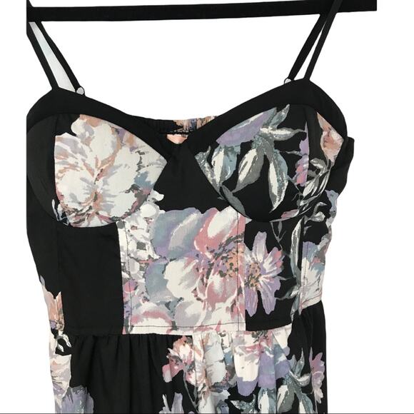 Band of Gypsies Black Floral Jumpsuit with Pockets wide leg - Picture 4 of 11